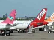 Azul, TAM, GOL E. Moura