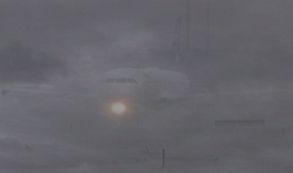 ¡Caos en el aeropuerto de Ezeiza! Suspenden vuelos por la densa niebla