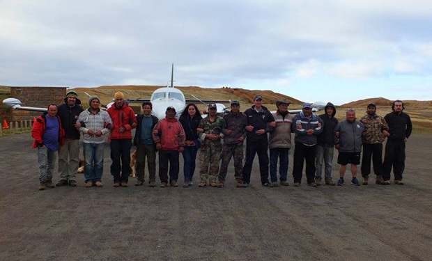 Chile: Isleños bajan bloqueo de aeródromo de Juan Fernández