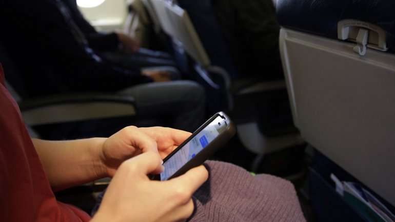 Avianca da vía libre al uso de dispositivos electrónicos en todas las fases de vuelo