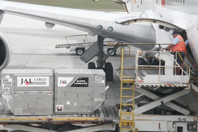 Crece 3.2% tráfico de carga en abril: IATA