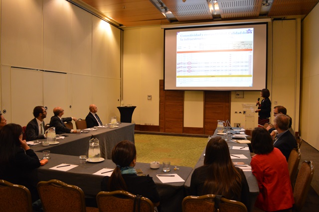 "Conectividad = Competitividad: importancia de la aviación como motor de economía chilena"