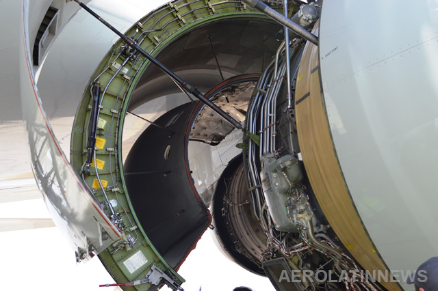 Japón ordena a sus aerolíneas que revisen los motores de sus Boeing 737