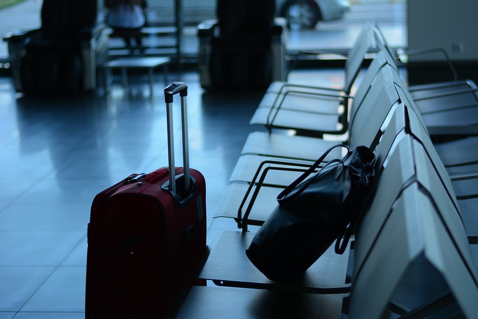 Quatro aeroportos adotam novas regras pra bagagem de mão