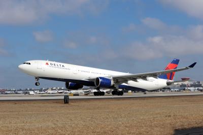 Delta continues international growth in Boston with new nonstop flights to Scotland