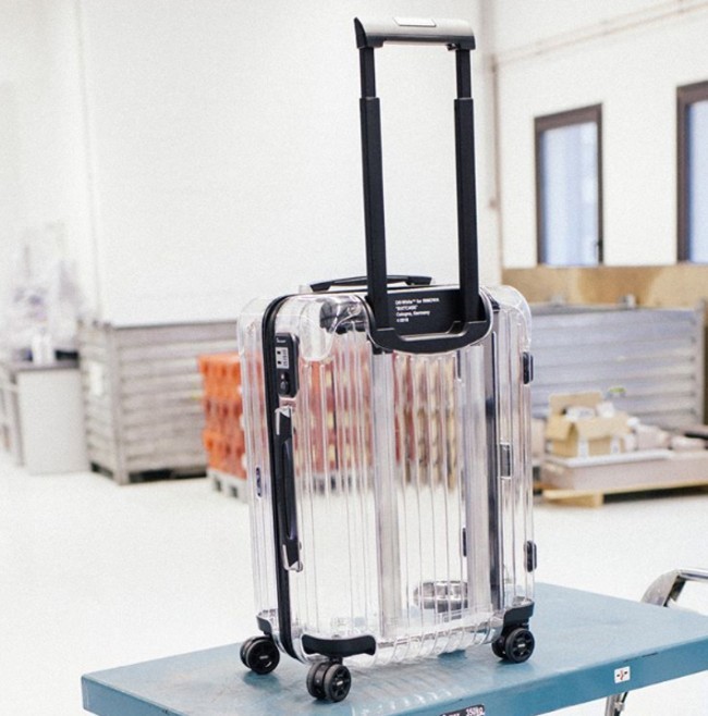 ¿Te atreverías con una maleta transparente? Son la última tendencia en viajes y ya estamos deseando verlas en los aeropuertos