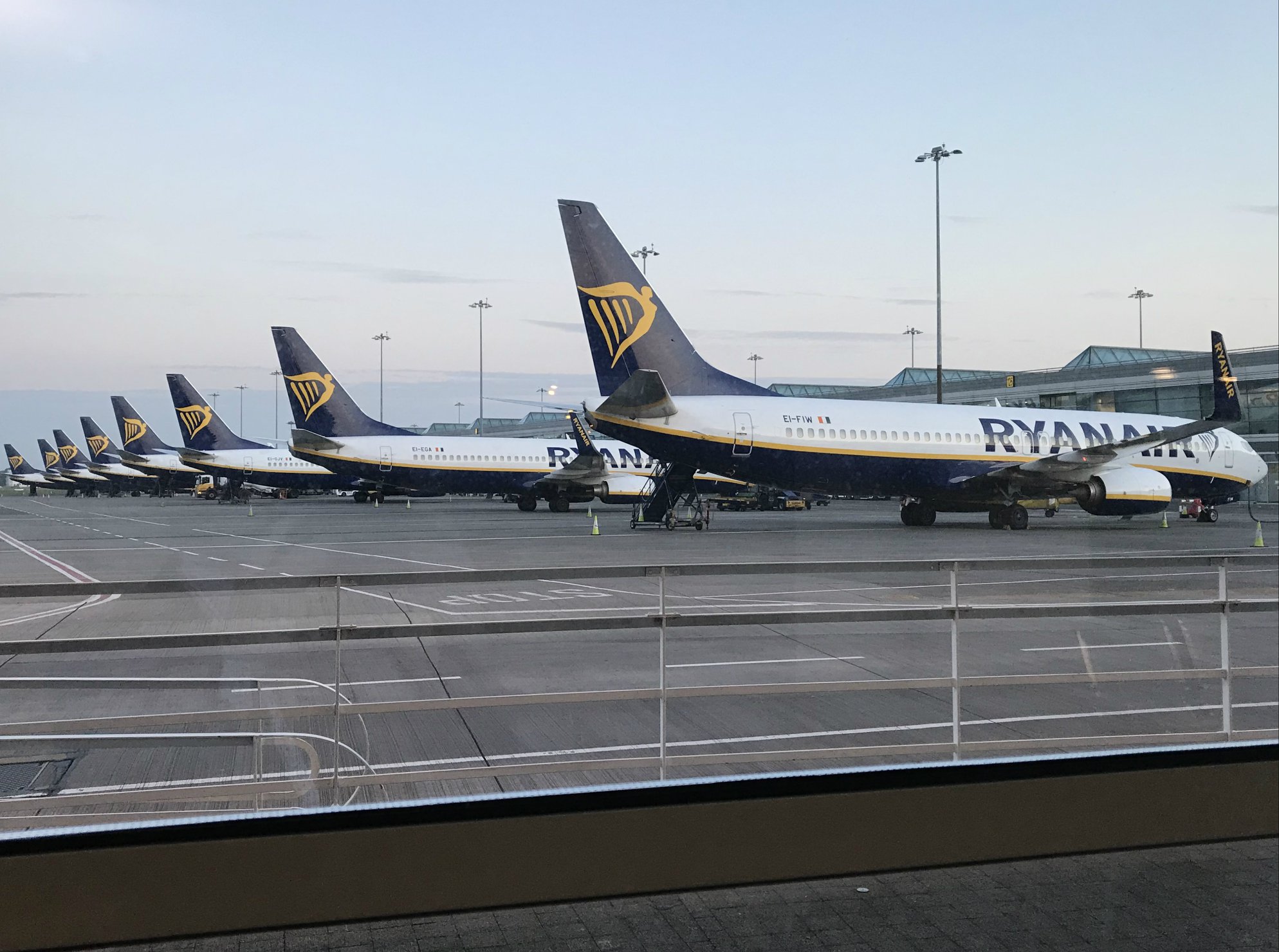 Ryanair opens second French base