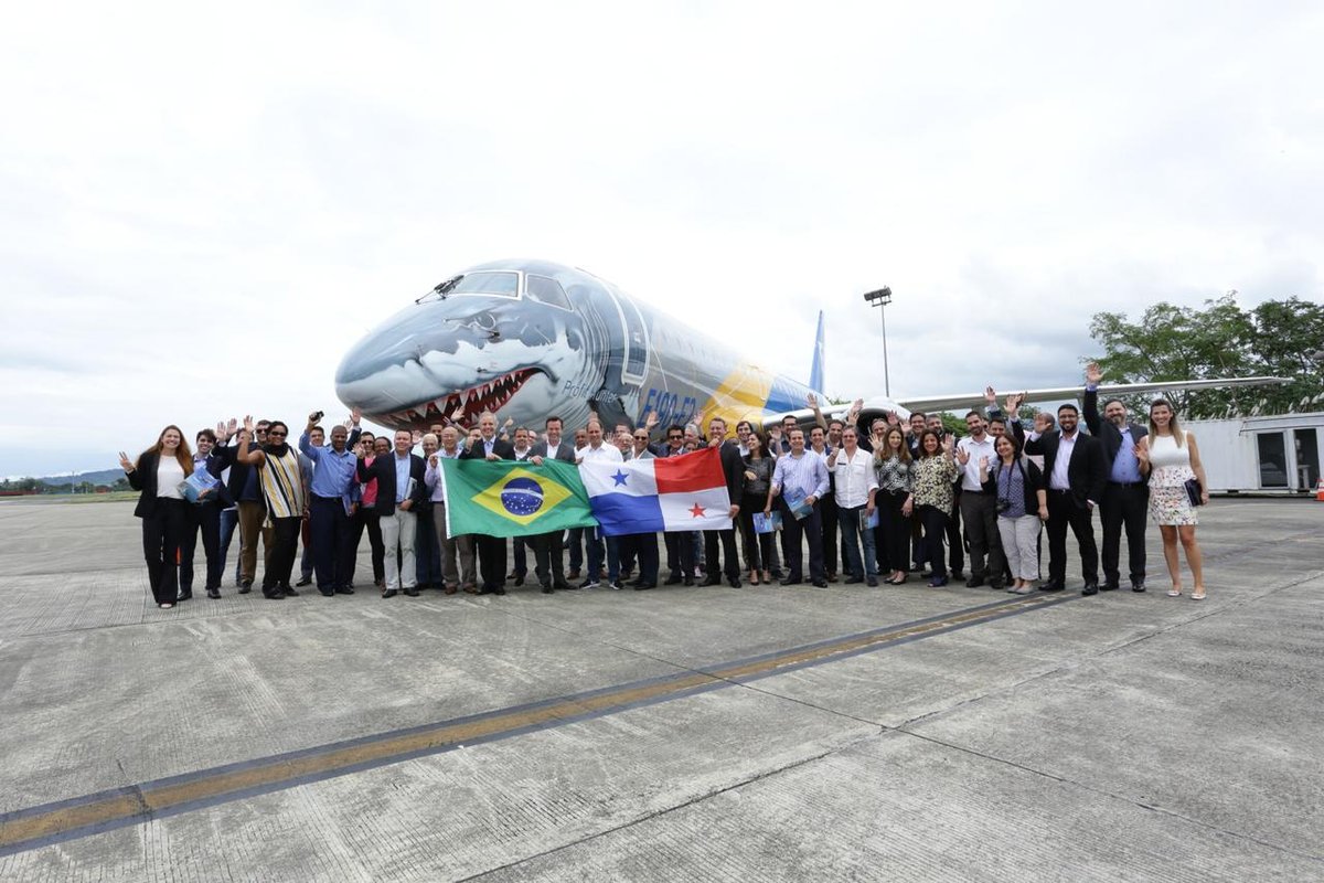 Embraer shows E2 off to Latin American execs