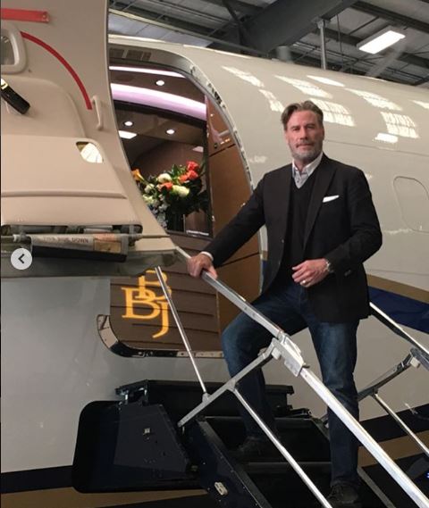 John Travolta Presenta Su Nuevo Juguete Un Boeing 737 Bbj