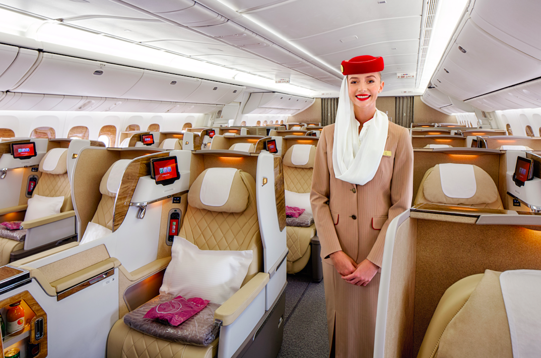 Emirates busca tripulantes de cabina en Madrid y Valladolid