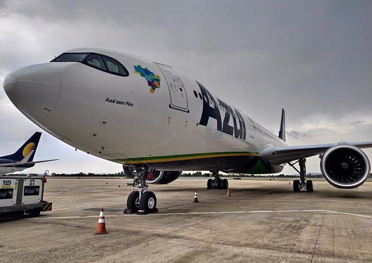 Azul e D2 Airport fecham parceria para serviço inédito de despacho de bagagem