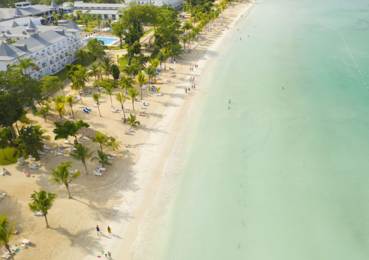 Bartlett predicts 2023 recovery for Jamaica tourism
