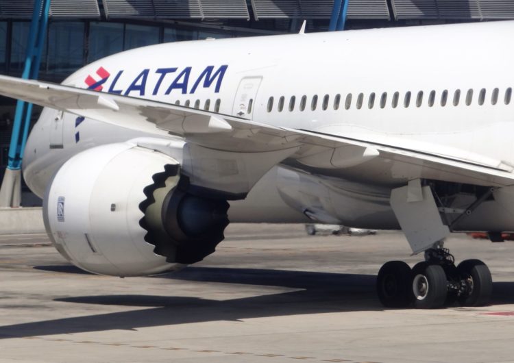 LATAM reforça estratégia de segurança e higiene para voos mais seguros
