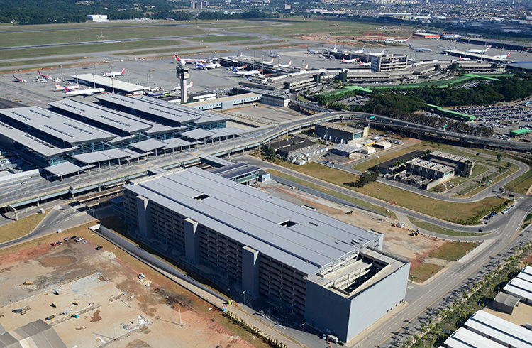 Aeroporto de Guarulhos retoma operação internacional no Terminal 2