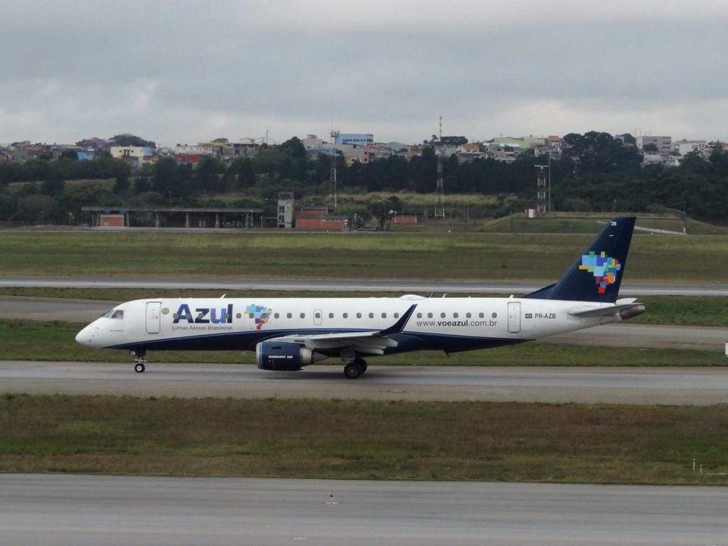 Azul é reconhecida como a companhia aérea mais pontual do mundo