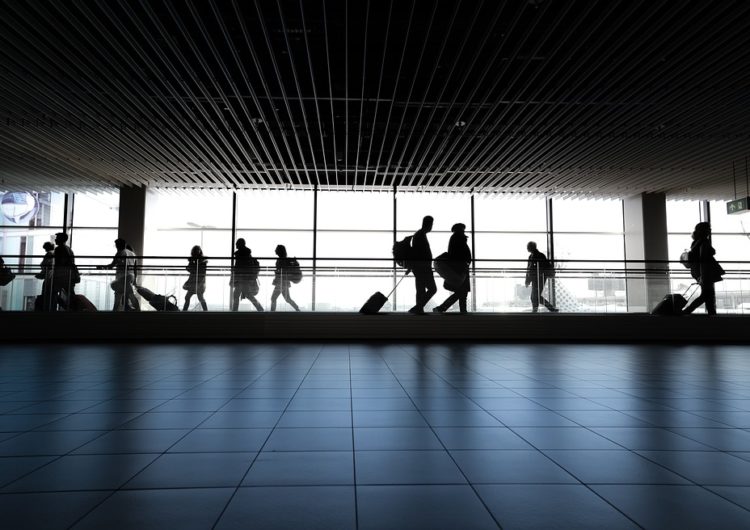 España: Los pasajeros procedentes del Reino Unido obligados al sellado de pasaporte y al control policial