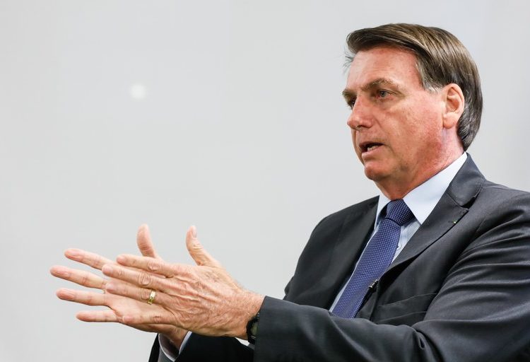 Brasil: Bolsonaro ofrece hangares militares de forma gratuita para las aerolíneas