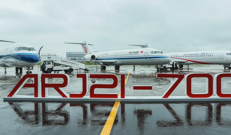Entrega COMAC su primer avión del año