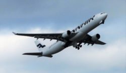Finnair compró 750 toneladas de combustible de aviación sostenible