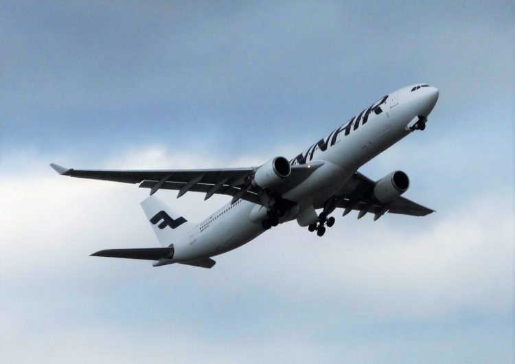 Finnair compró 750 toneladas de combustible de aviación sostenible
