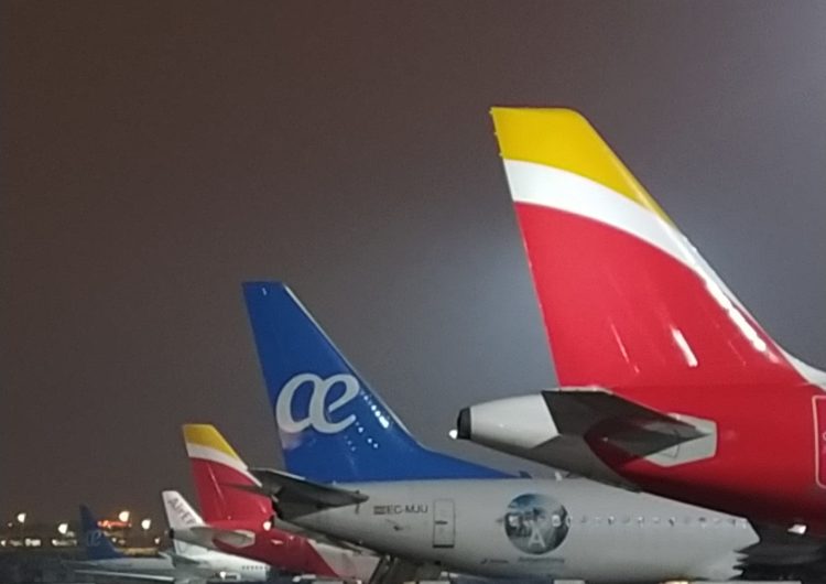 Autorizan a Iberia hacerse con el 20% de Air Europa
