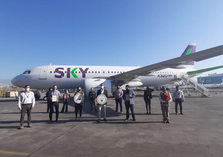 SKY Airline es la primera línea aérea en recibir el Sello COVID-19 ACHS