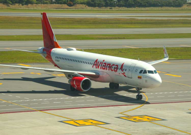 Avianca entrega al Ministerio de Salud de Colombia 6.000 dosis Sinovac para apoyar el Plan Nacional de Vacunación