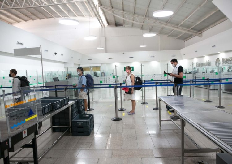 Aeropuerto colombiano de Cartagena supera los niveles normales de flujo de pasajeros de antes de la pandemia