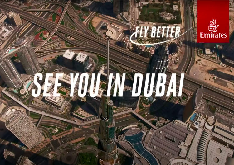 Impactante campaña de Emirates “en la cima del mundo”