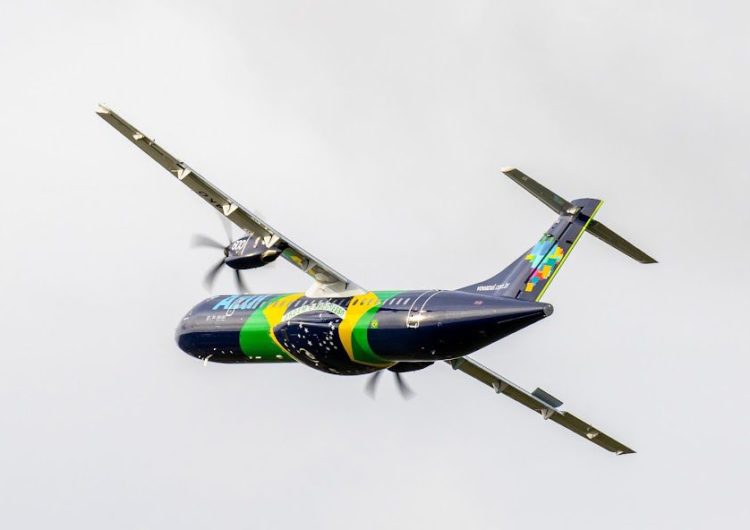 Azul reforça sua frota e recebe novas aeronaves com pinturas  especiais da bandeira brasileira
