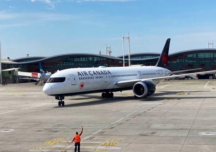 Air Canada reanudó sus vuelos a Santiago de Chile