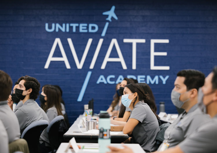 United Airlines abre oficialmente la Academia de Vuelo