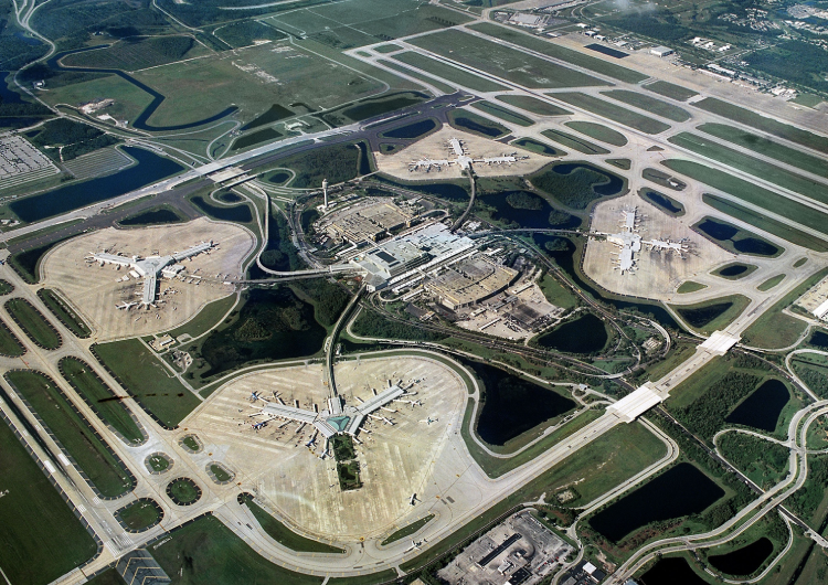 Tiene EU los aeropuertos más transitados del mundo
