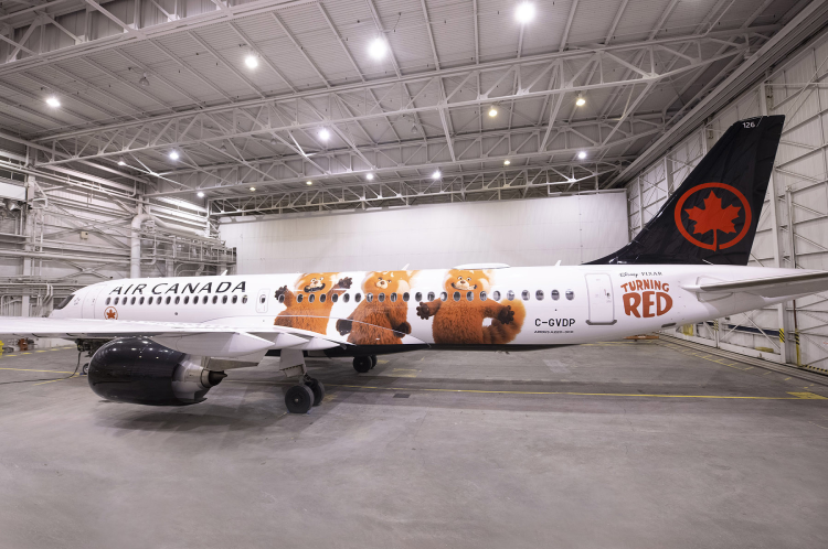 Air Canada presenta su avión alusivo a “Turning Red”, la nueva película de Disney y Pixar