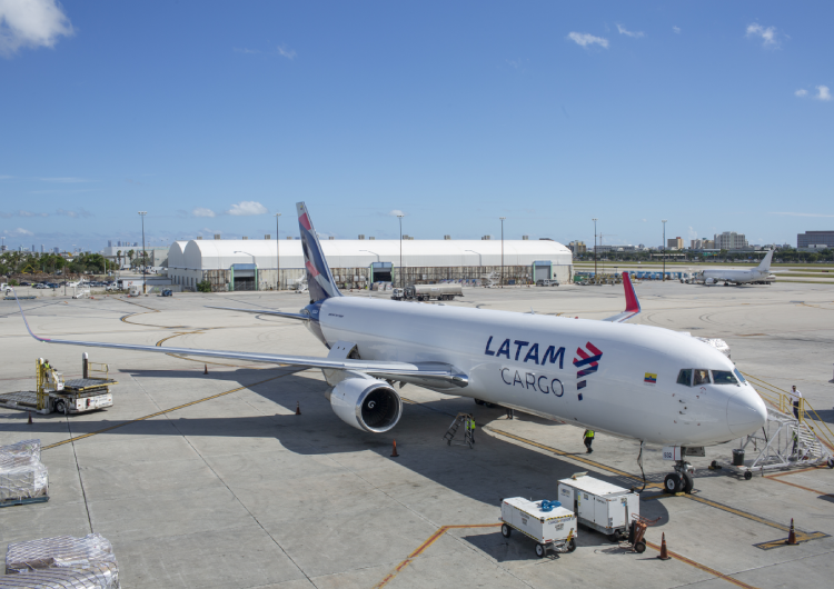 Grupo LATAM inicia plan de conectividad para transporte de carga entre Europa y América