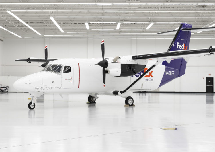 Textron Avation entregó a FedEx Express el primer Cessna SkyCourier