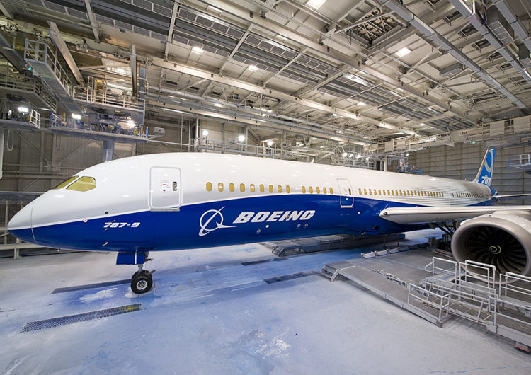 Boeing reporta pedidos comerciales y entregas de 2022