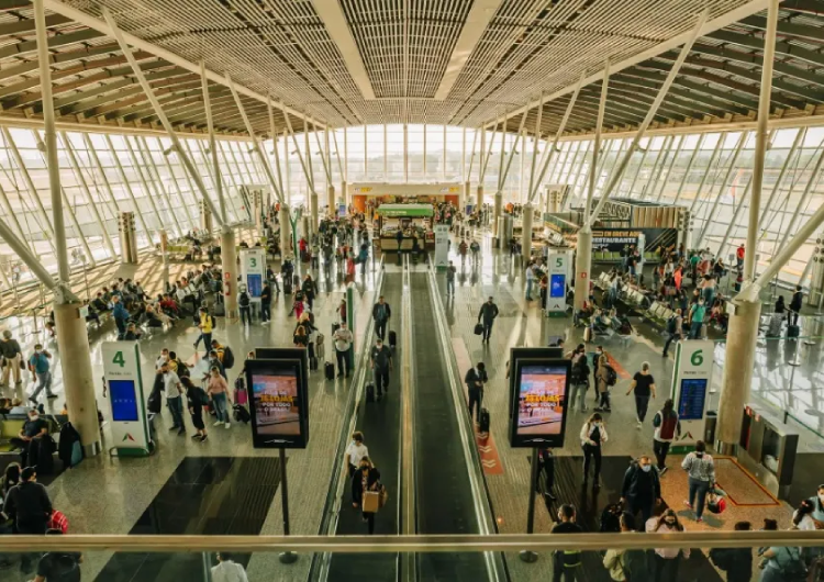 Aeropuerto de Brasilia recibe certificación de reducción de emisiones de carbono