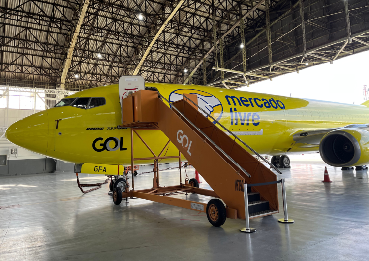 GOL recibió el primer Boeing 737-800 (BCF) de Sudamérica