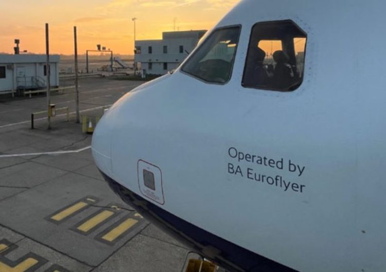 BA Euroflyer, filial de British Airways, recibe su certificado de operador aéreo