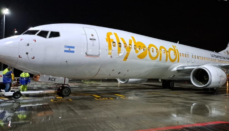 Flybondi inicia segundo voo diário entre Florianópolis e Buenos Aires