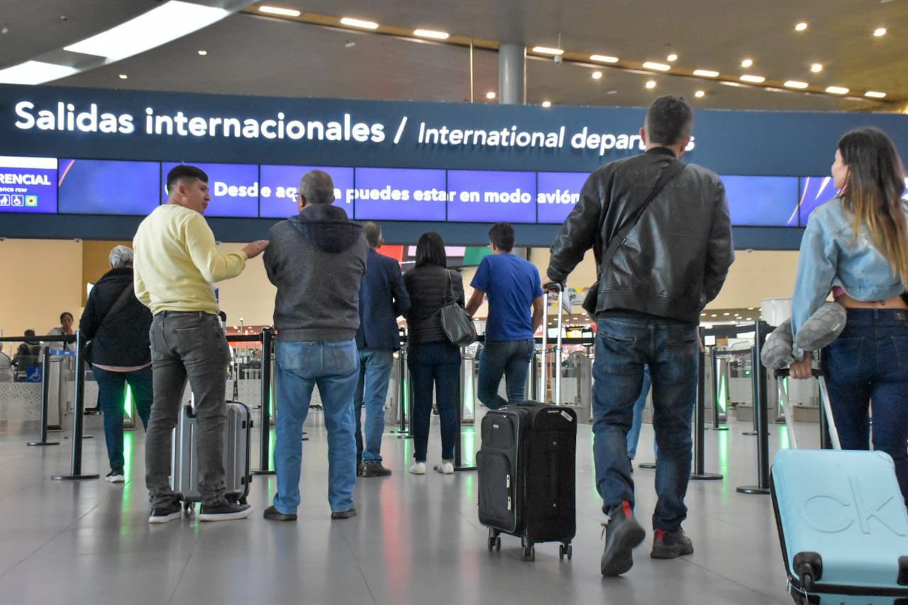 Colombia: Aerocivil impulsa acciones para transformación del Ernesto Cortissoz