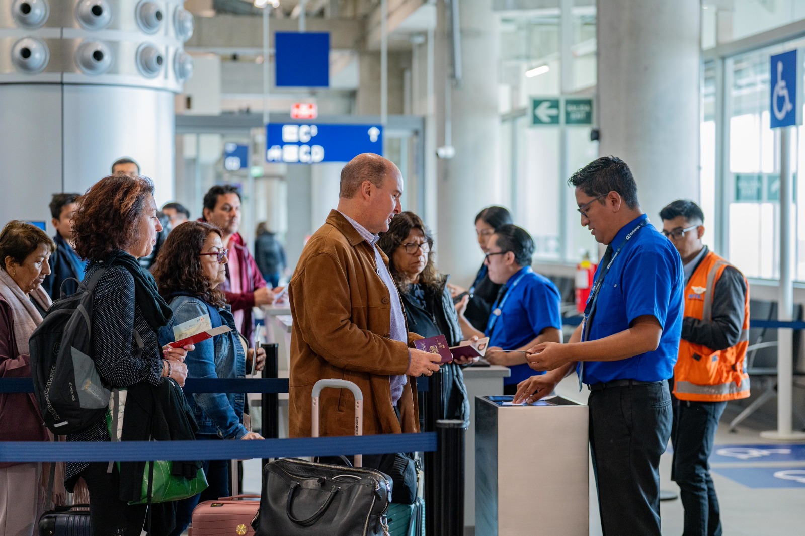 MTC: Se agiliza atención de pasajeros procedentes de Panamá con conexión en Lima