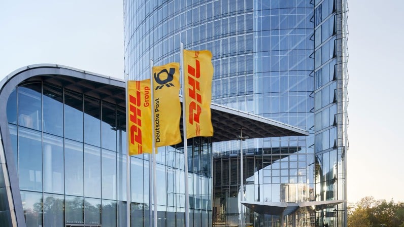 DHL se reorganiza en las Américas mientras acelera la digitalización