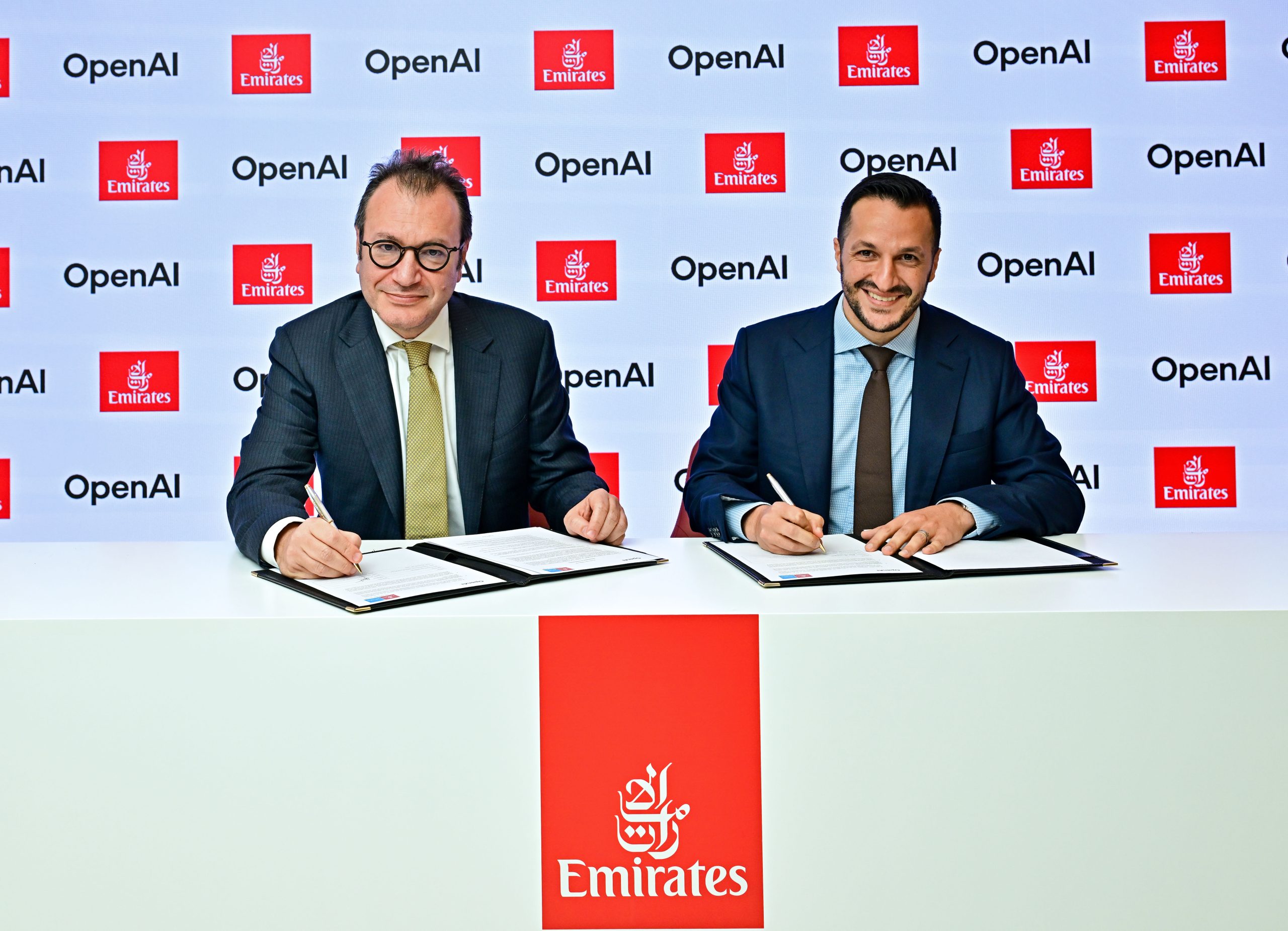 Emirates Group firma acuerdo de colaboración con OpenAI para acelerar la implementación y la innovación en inteligencia