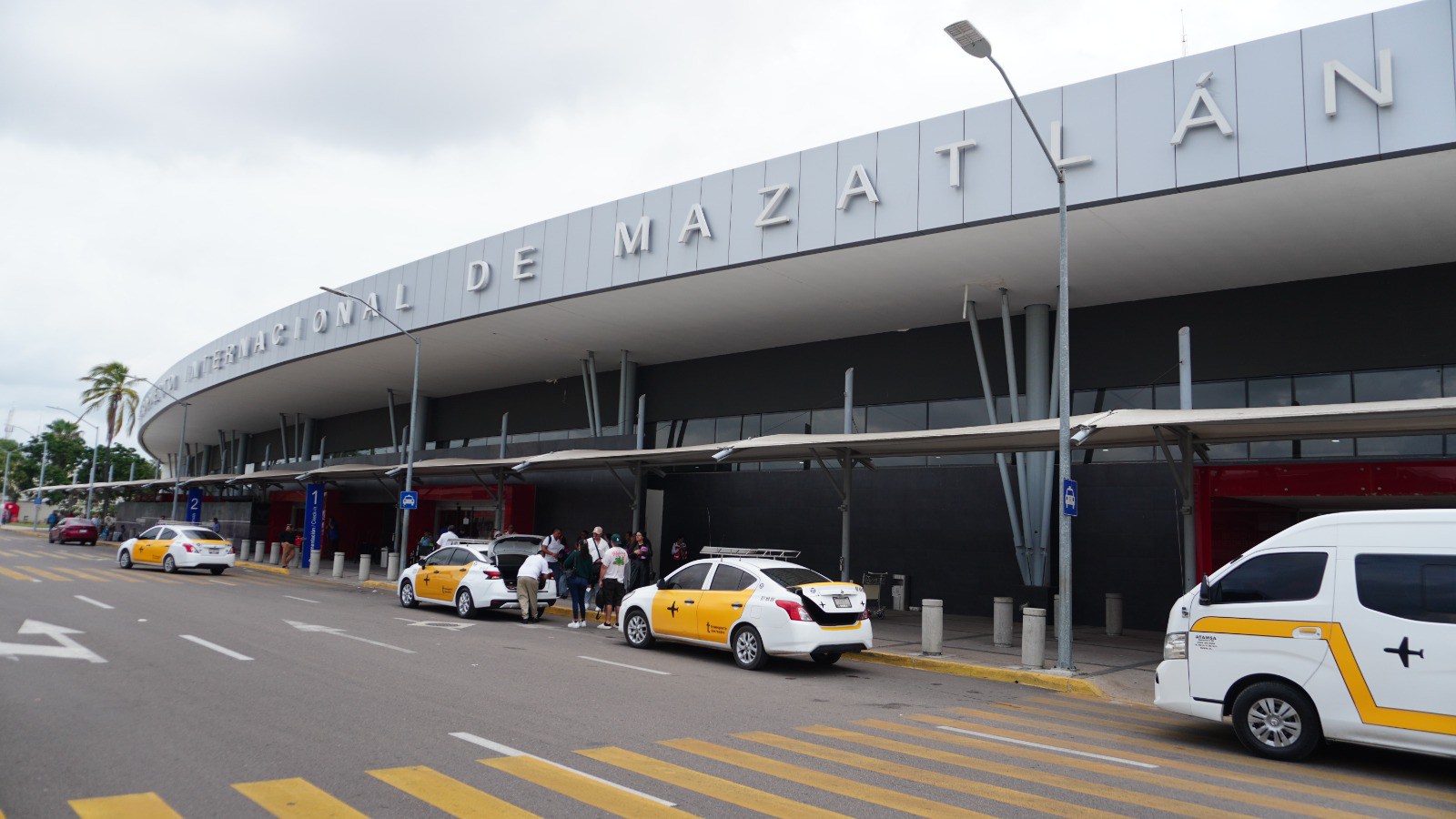 Mazatlán incrementa su conectividad aérea con vuelo directo a Guadalajara