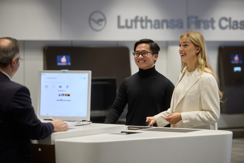 Lufthansa estrena una renovada zona de Check-in Premium en el Aeropuerto de Frankfurt