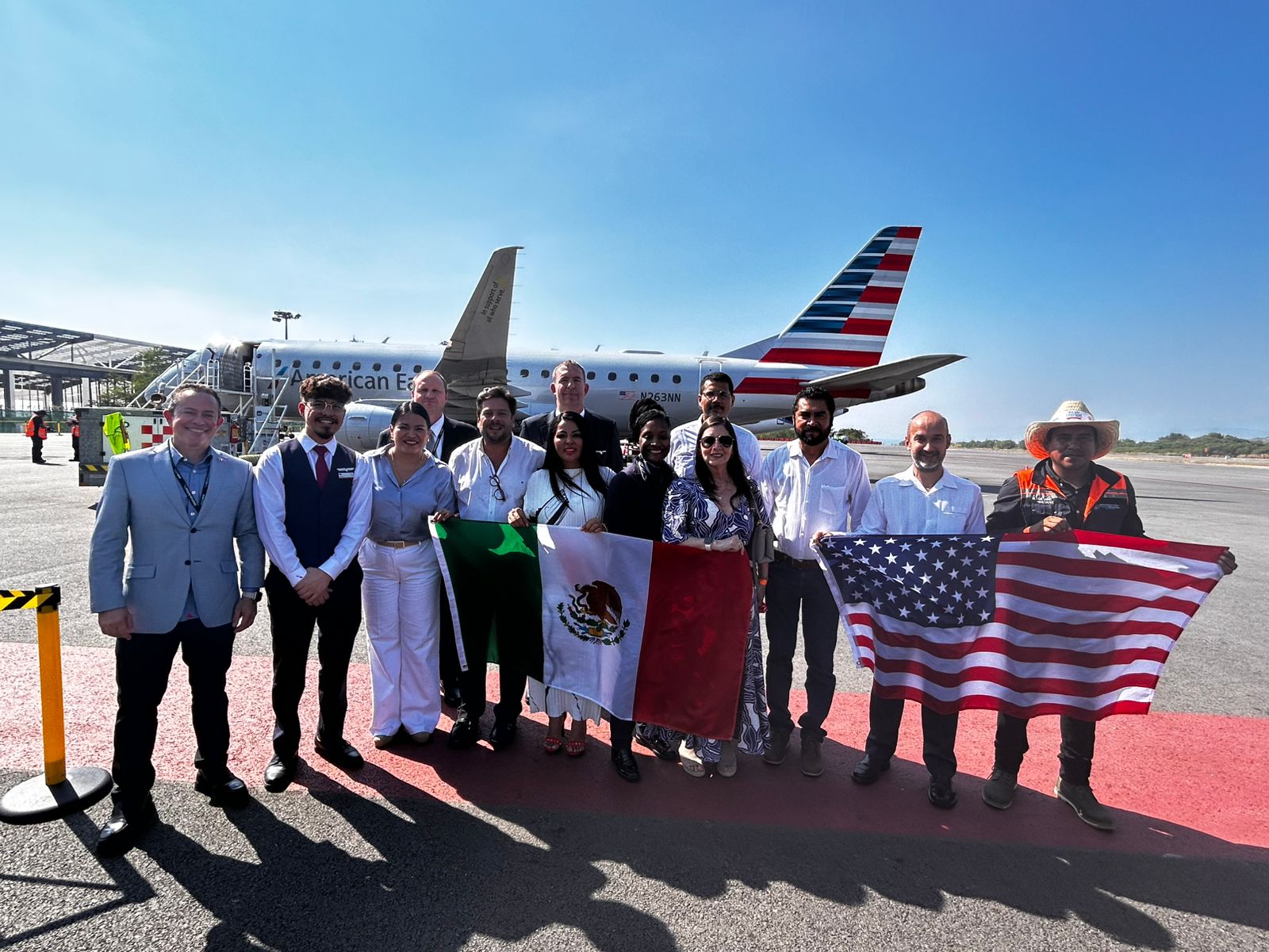 American Airlines lanza su destino número 30 en México: Puerto Escondido