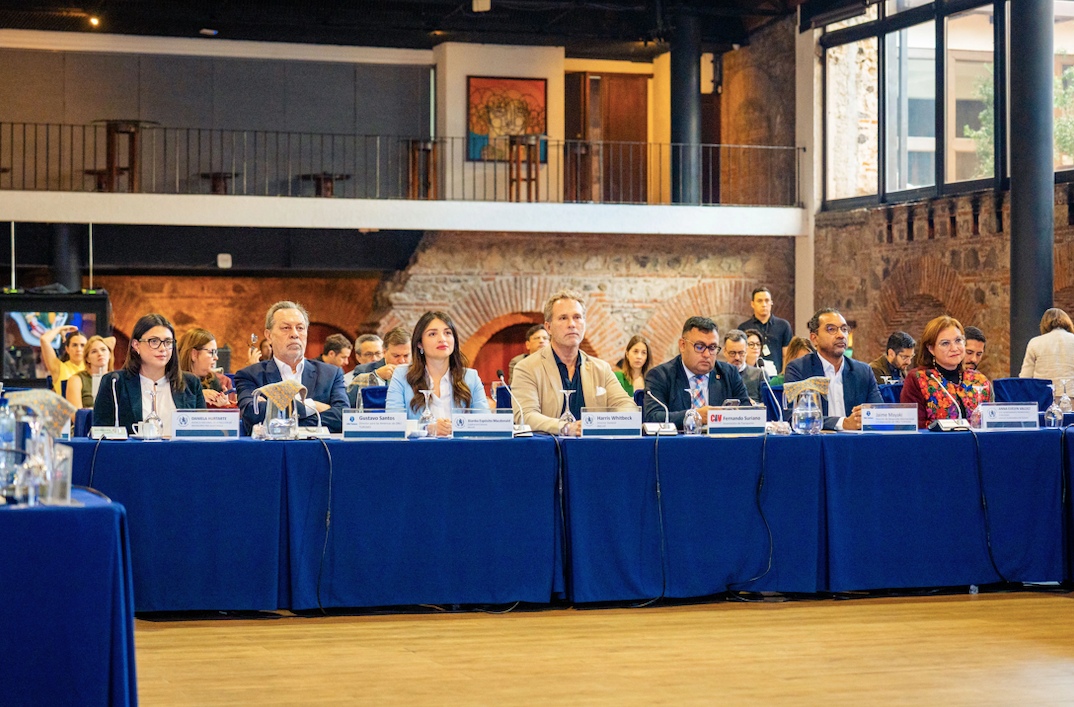 INGUAT and UN Tourism promote air connectivity in Guatemala during a strategic meeting with international airlines