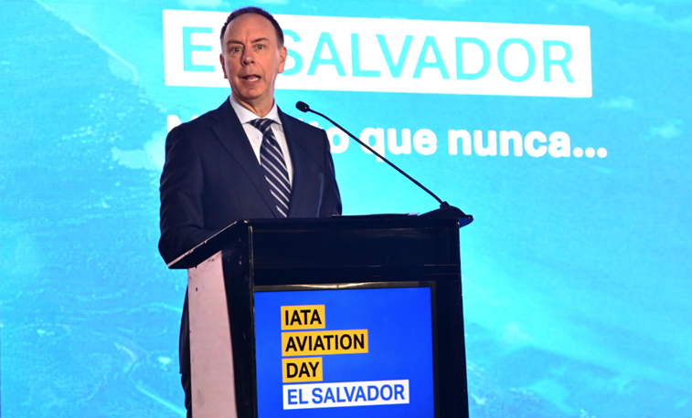 IATA celebra el Día de la Aviación en El Salvador y destaca el transporte aéreo como motor de desarrollo